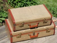 diy-crafty-suitcase1-before1.jpg